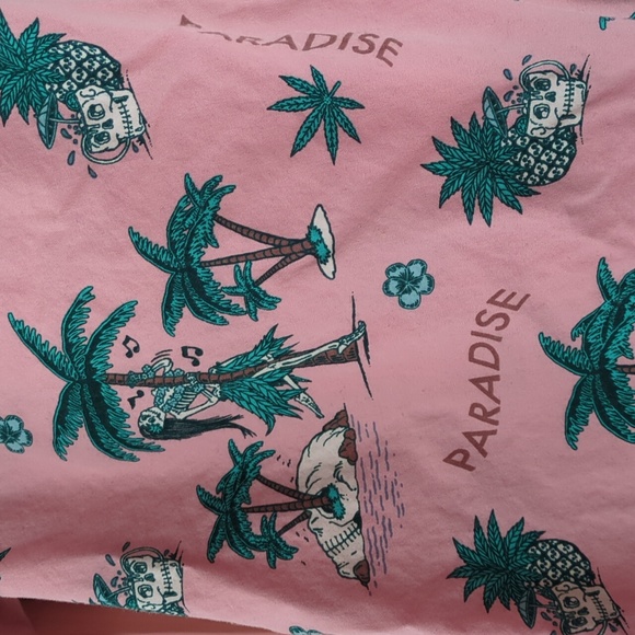 Vacation Button Down - Picture 2 of 3